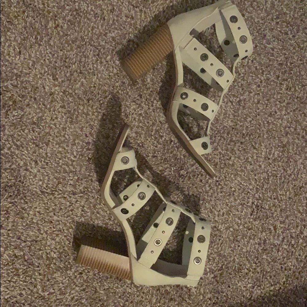 Beige Vera Wang Heels